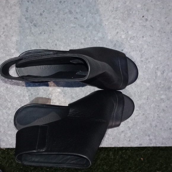 Vince Faye Open Toe Leather Booties - Picture 5 of 10